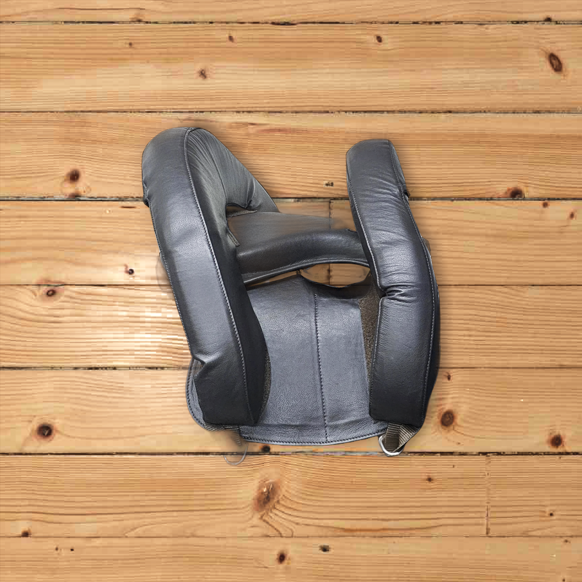 Inky Dinky Synthetic Saddle